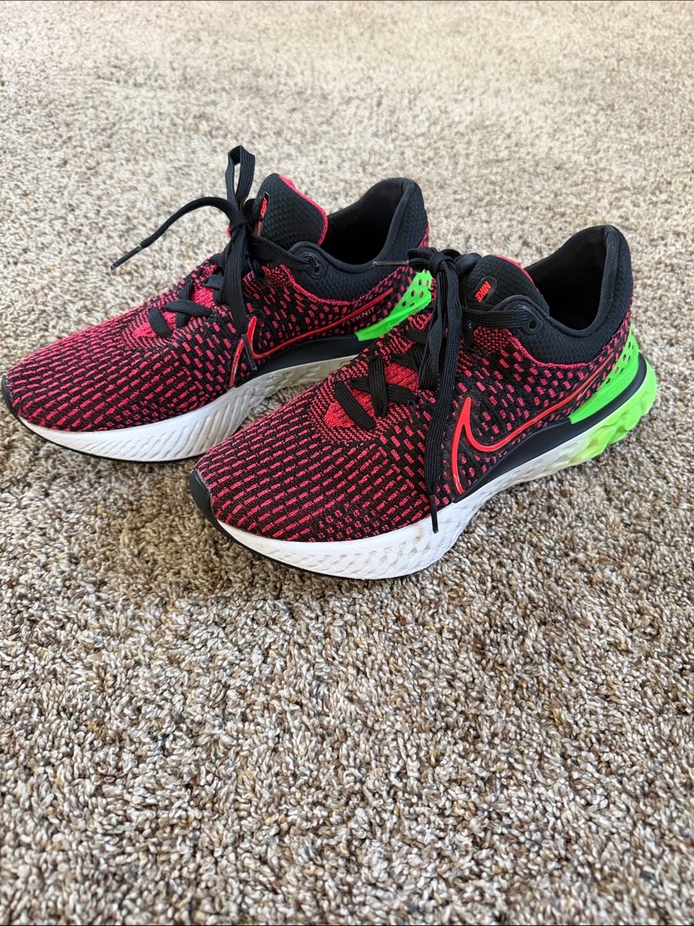 Nike react Sneakers - Black, Red & Neon Green Accents